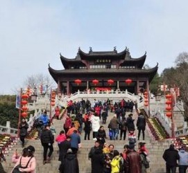 甘孜湖北旅游攻略(七月湖北旅游攻略)