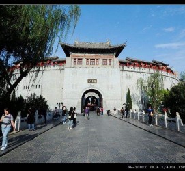 甘孜洛阳旅游攻略(洛阳旅游攻略景点必去)