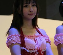 甘孜上海私人伴游 上海商务女，女听枫预约伴游