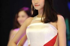 甘孜成都特大模特兼职**(成都服拆模特兼职是实的吗)