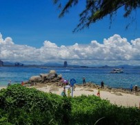 甘孜自由行(自由行和跟团游哪个好)