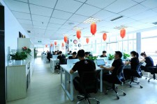 甘孜成都雇用伴游司机(雇用成都客运班车旅游司机)