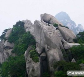 甘孜安徽旅游攻略(安徽旅游攻略三日游)