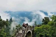 甘孜二日游(二日游旅游攻略)