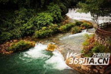 甘孜去哪里旅游好(七月八月去哪里旅游好)