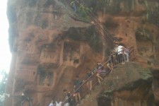 甘孜乐山旅游攻略(乐山旅游攻略自由行路线推荐)