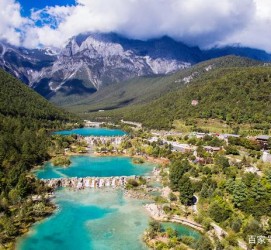 甘孜旅游推荐(旅游推介词)