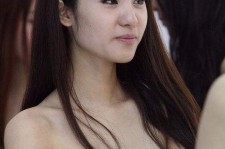 甘孜模特走光(时尚模特走秀)