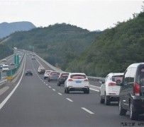 甘孜自驾游(北京自驾游到西藏需要多少钱)