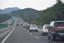 甘孜自驾游(北京自驾游到西藏需要多少钱)