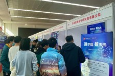 甘孜北京伴游招聘 北京各大高校恢复线下招聘会，今年有什么不一样？记者探访