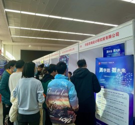 甘孜北京伴游招聘 北京各大高校恢复线下招聘会，今年有什么不一样？记者探访