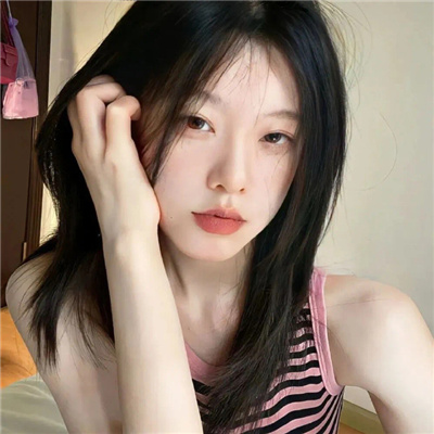 甘孜顶级商务伴游：精致品尝，超越期望的不凡体验  