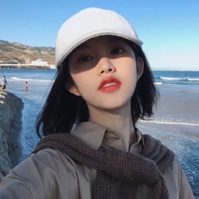 甘孜伴游女生云飞扬的资料