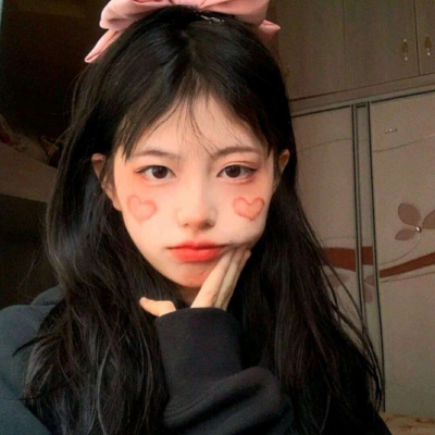 甘孜伴游女生赵晴川的资料