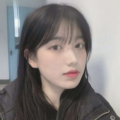 甘孜伴游女生张萱的资料