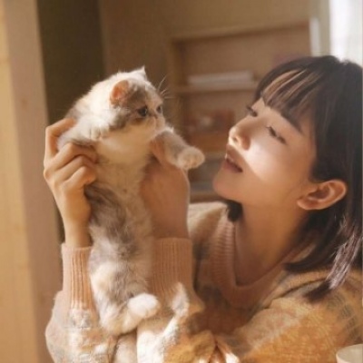 甘孜伴游女生邓珊珊的资料