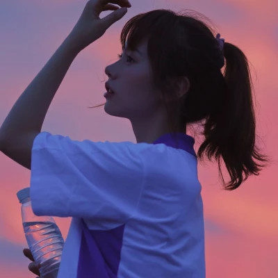 甘孜伴游女生谢娜美的资料