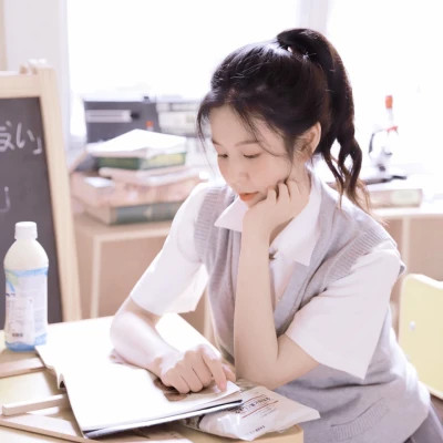 甘孜商务伴游如何策划精彩的游玩行程？