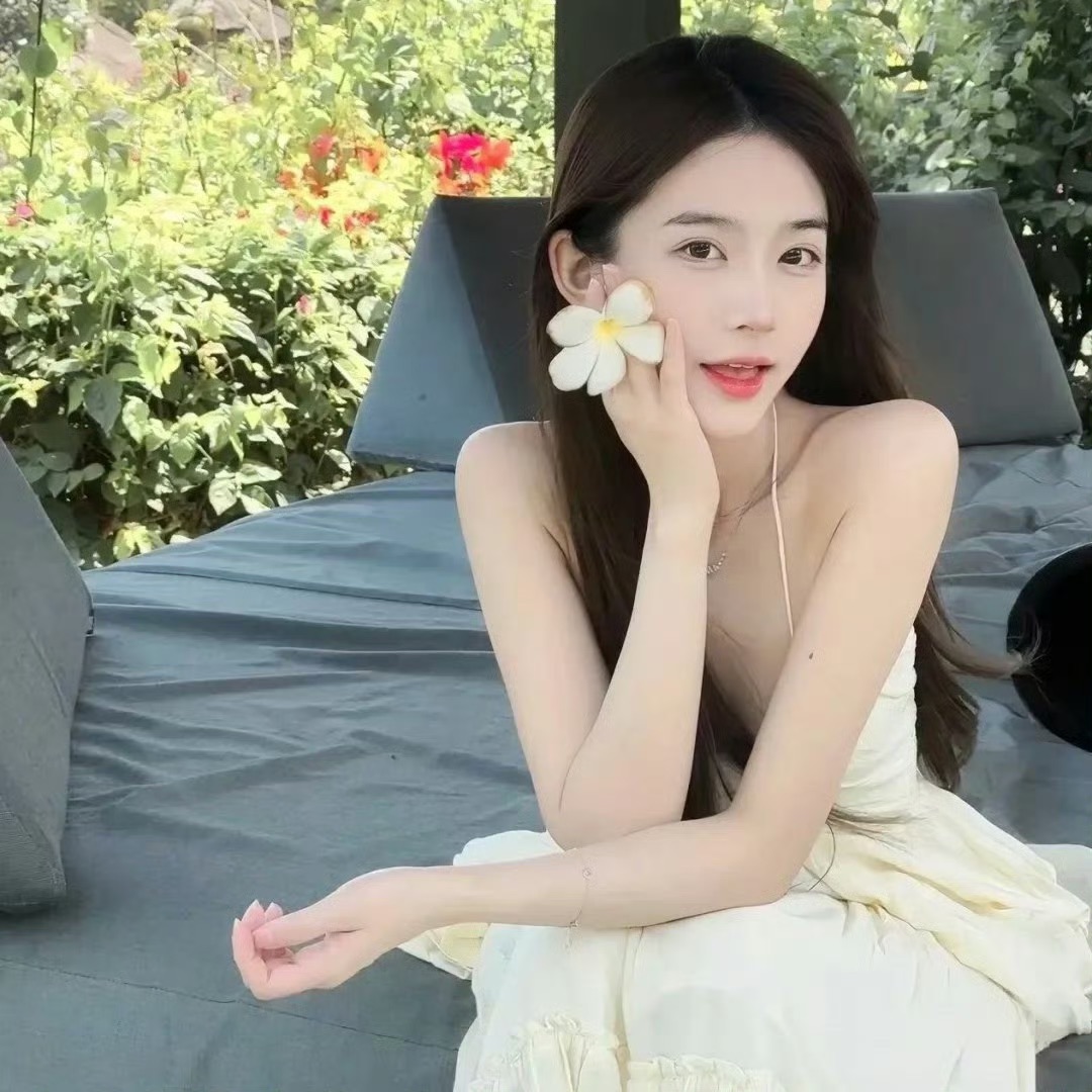 甘孜伴游女生Claire的资料