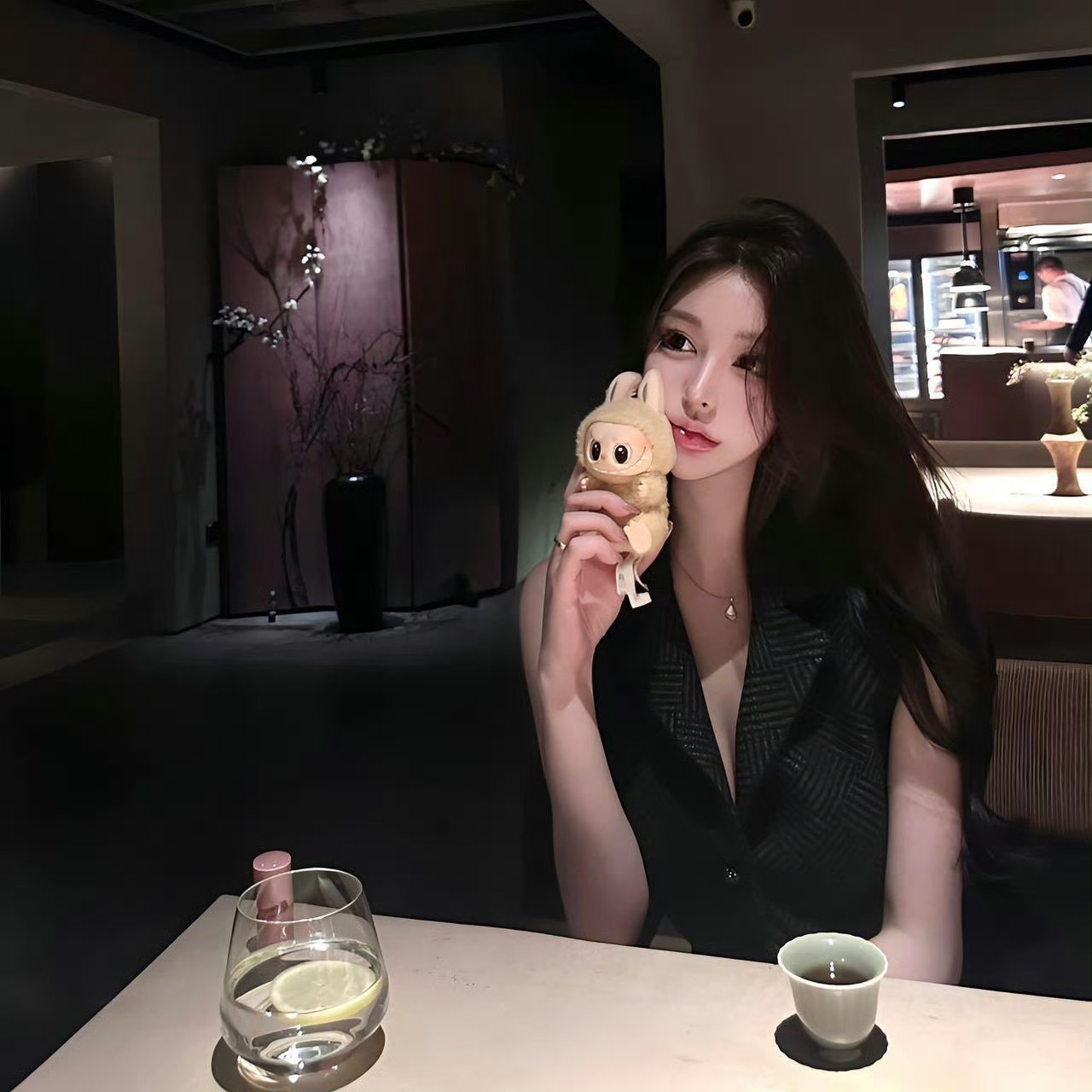 甘孜伴游女生范甜甜的资料