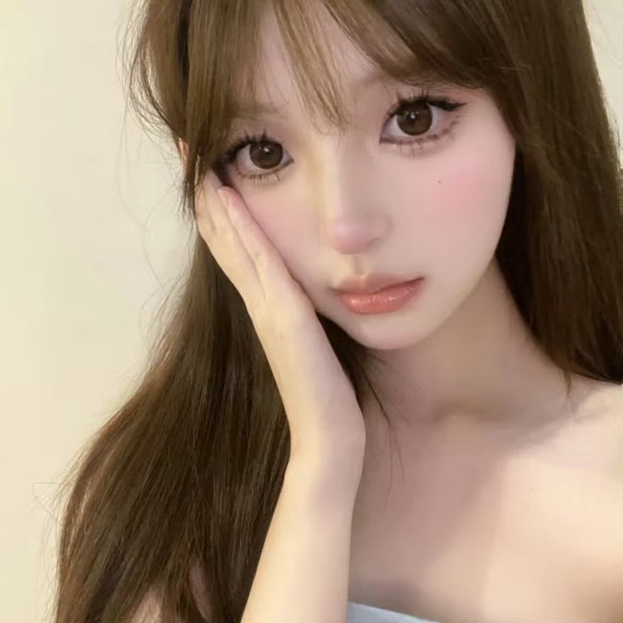 甘孜伴游女生星晚的资料