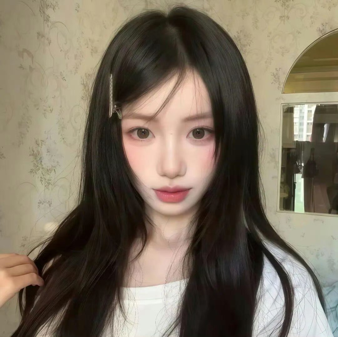 甘孜伴游女生雨桐的资料