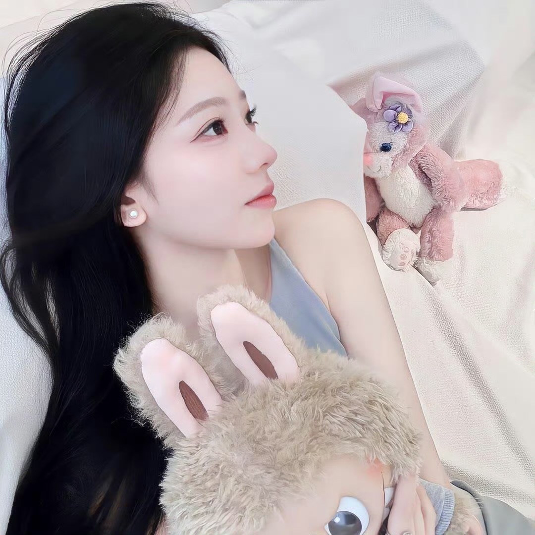 甘孜伴游女生林雾眠的资料