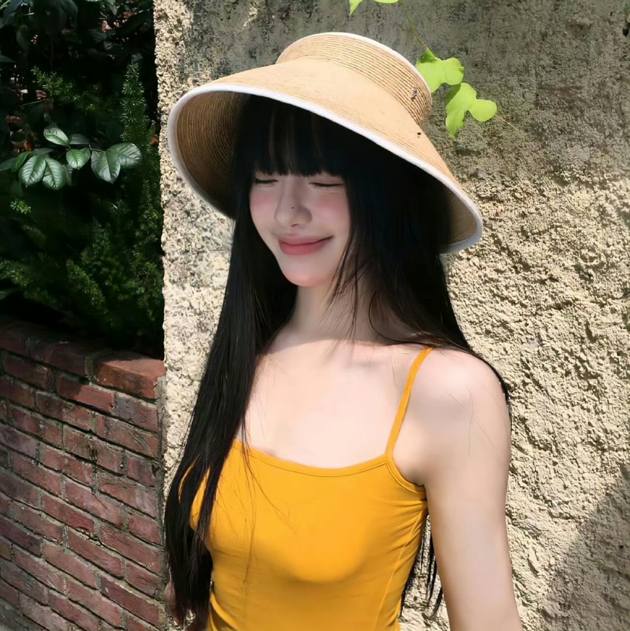 甘孜伴游女生周丹的资料