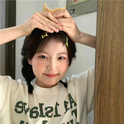 甘孜伴游女生蒯慧雅
