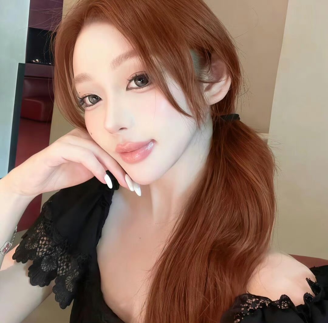 甘孜伴游女生 | Victoria LiLI的资料